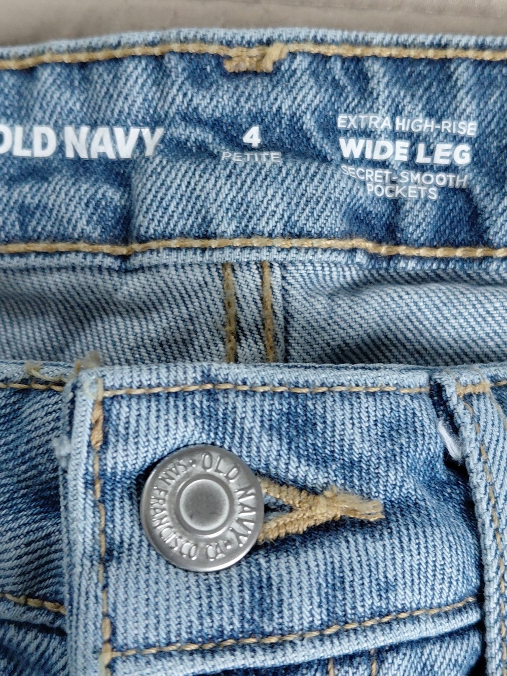 Old Navy Extra High Waisted Wide Leg Jeans 4 Petite Nwr - Picture 6 of 9